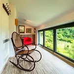 Aminta Apartment