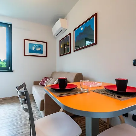 Aminta * 贝尔加莫